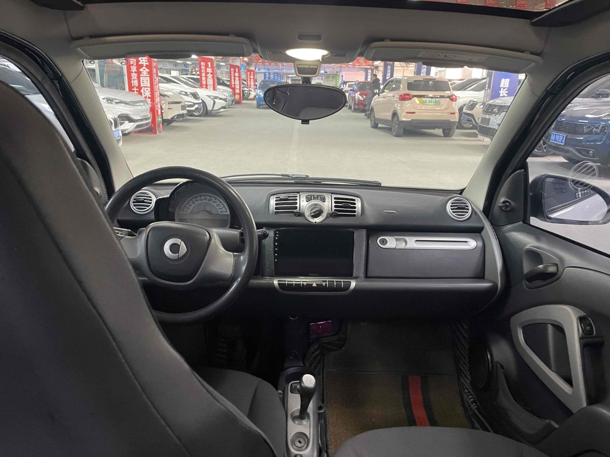 2014年2月smart fortwo  2012款 1.0 MHD 硬頂標準版