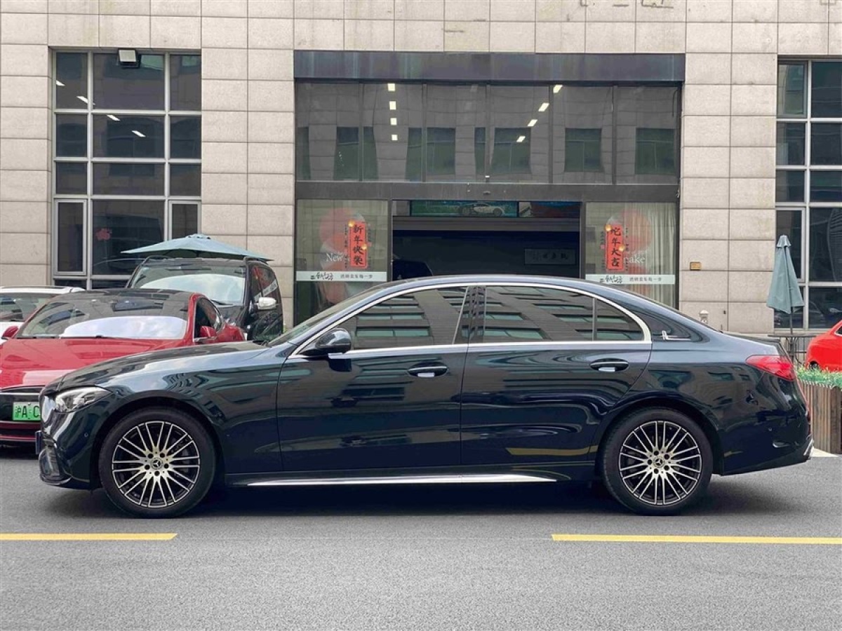 奔馳 奔馳C級(jí)  2024款 改款 C 260 L 運(yùn)動(dòng)版圖片