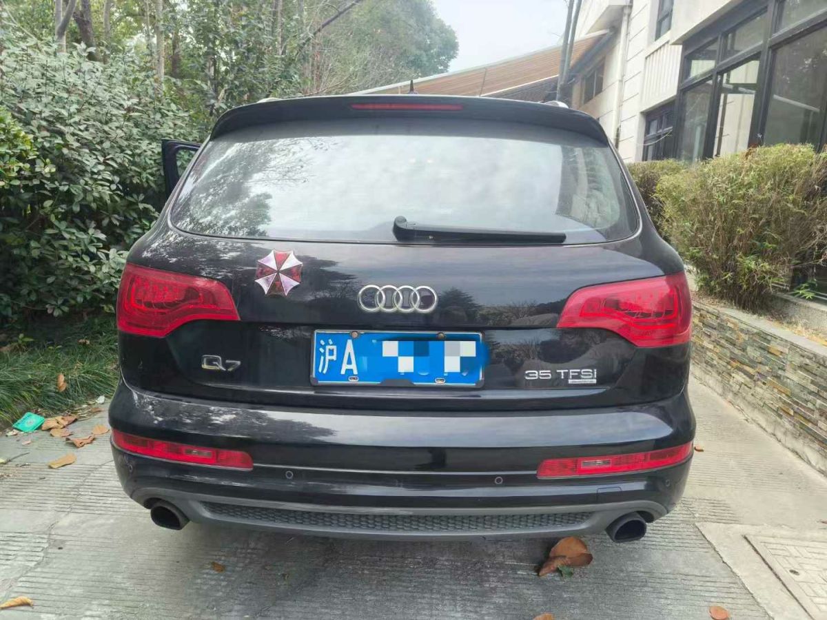 奧迪 奧迪Q7  2015款 Q7 35TFSI quattro 進(jìn)取型圖片