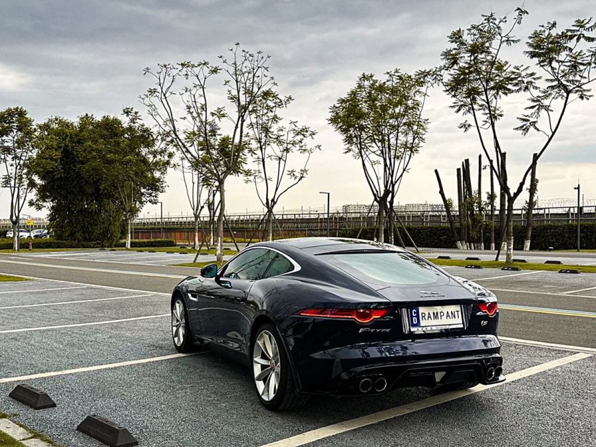 捷豹 F-TYPE  2015款 3.0T S 硬頂版圖片