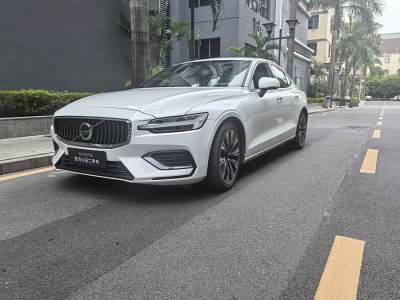 2023年7月 沃爾沃 V60(進(jìn)口) B4 智逸豪華版圖片