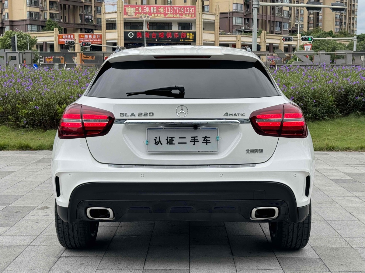 奔馳 奔馳GLA  2018款 GLA 220 4MATIC 運動型圖片