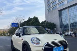 MINI MINI 1.2T 手動 ONE