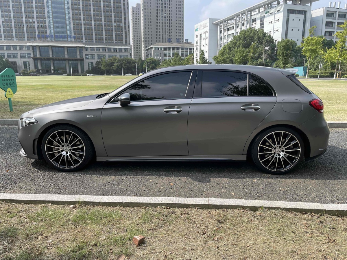 奔驰 奔驰A级AMG  2020款 改款 AMG A 35 4MATIC图片