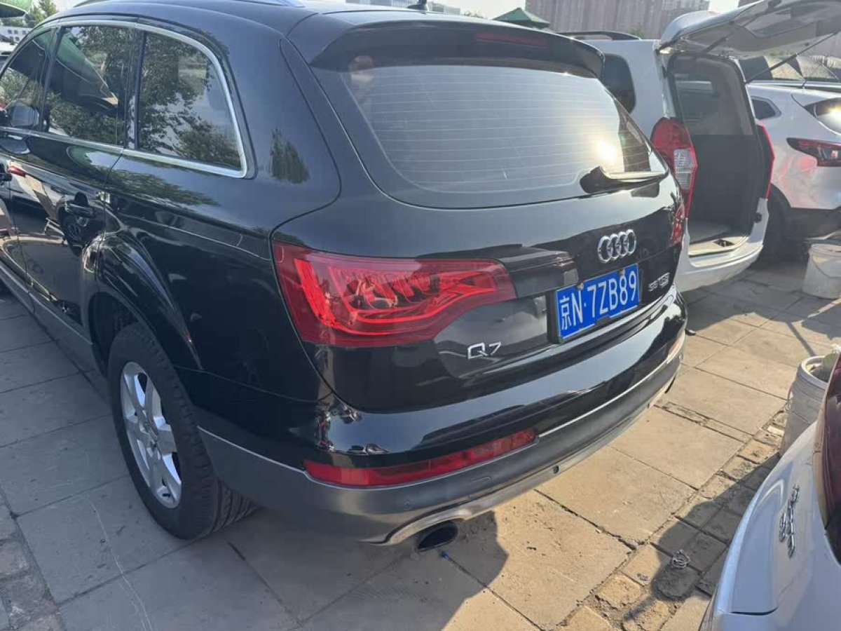 奧迪 奧迪Q7  2014款 35 TFSI 進(jìn)取型圖片
