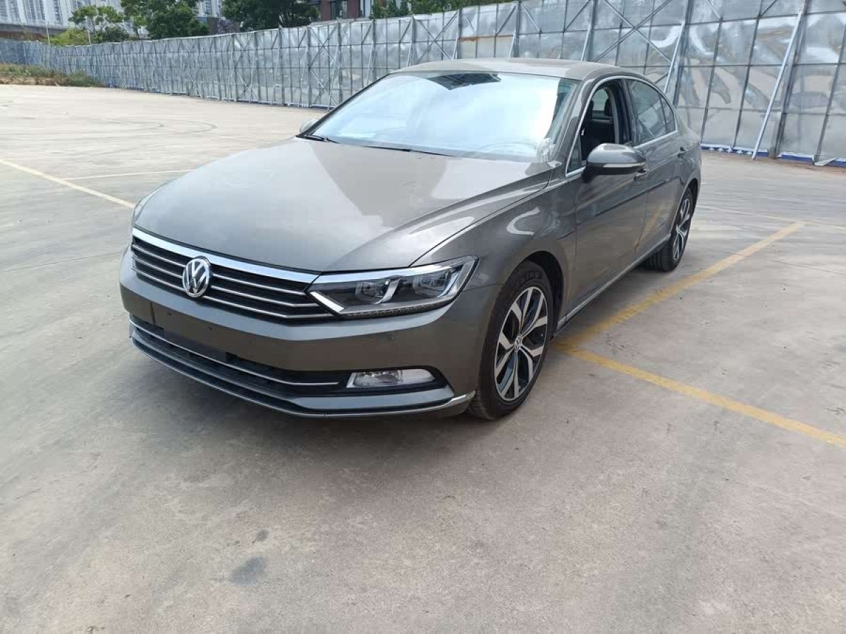大眾 邁騰  2018款 改款 330TSI DSG 豪華型圖片