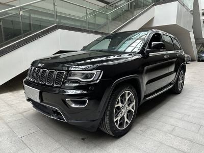 2021年4月 Jeep 大切諾基(進(jìn)口) 3.0L 精英導(dǎo)航版圖片