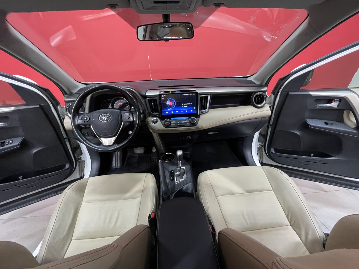 2013年10月豐田 RAV4  2018款 榮放 2.0L CVT四驅(qū)新銳版