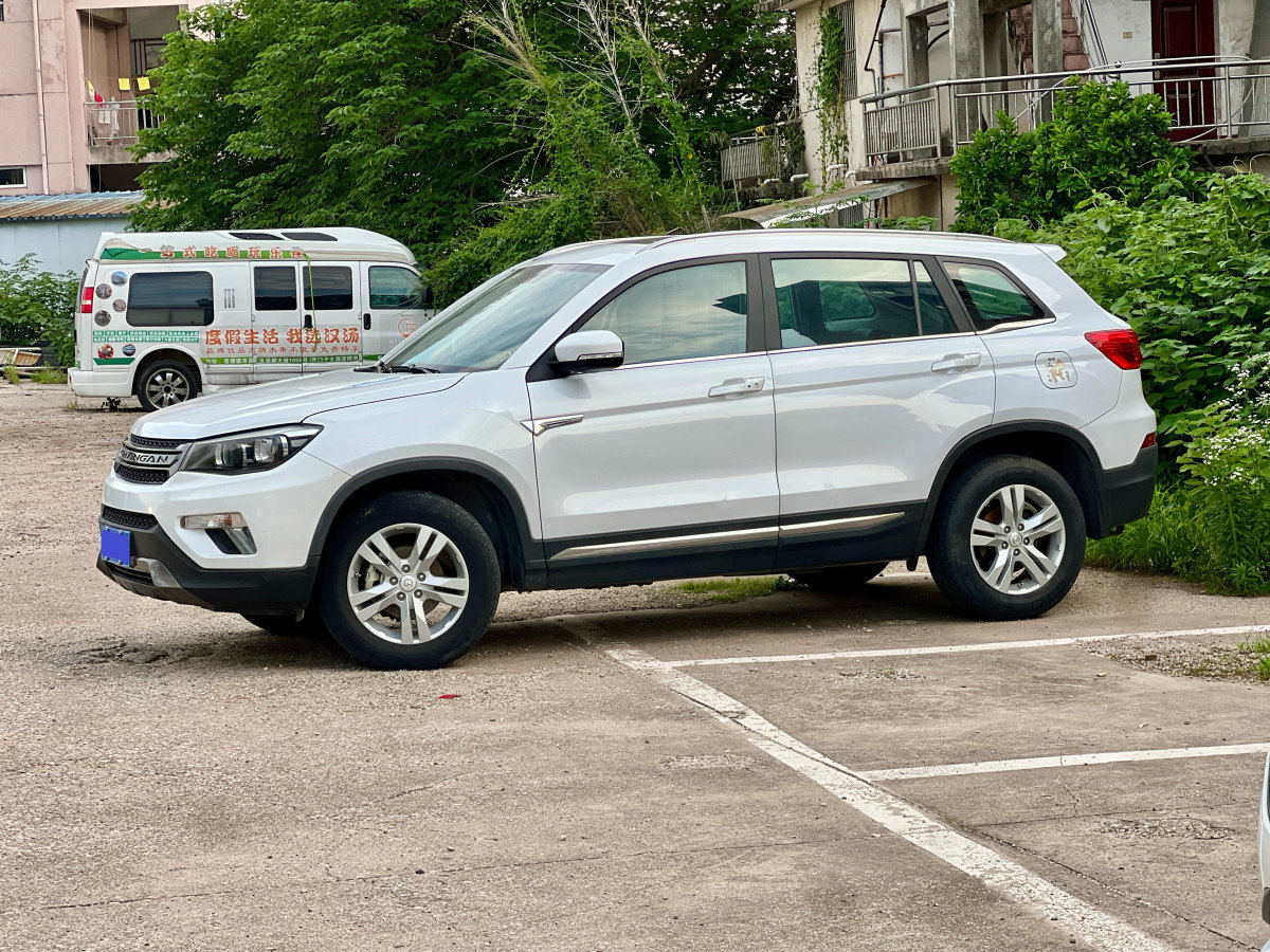 長(zhǎng)安 CS75  2019款  280T DCT百萬版 國(guó)VI圖片
