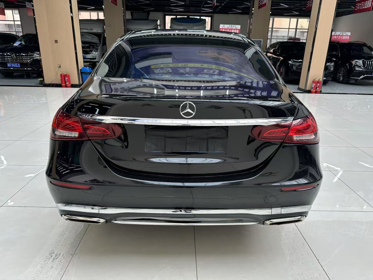 奔馳 奔馳E級(jí)  2022款 改款 E 300 L 時(shí)尚型圖片