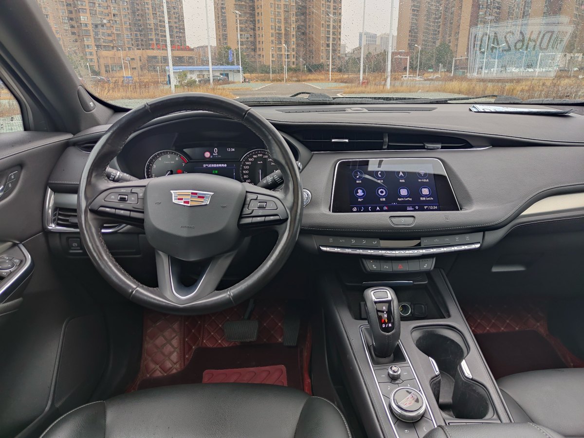 凱迪拉克 XT4  2018款 28T 兩驅(qū)領先型圖片