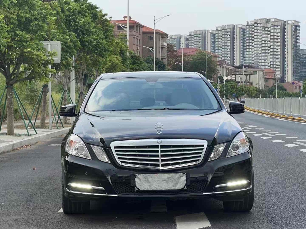 奔馳 奔馳E級  2014款 改款 E 260 L 豪華型圖片