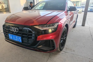 奧迪Q8 奧迪 55 TFSI 臻選動感型