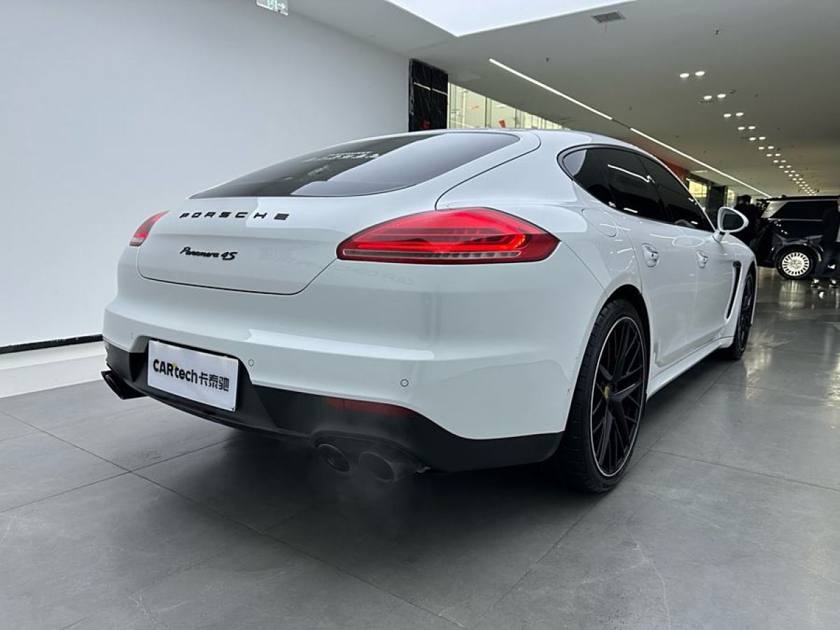 保時(shí)捷 Panamera  2014款 Panamera 3.0T圖片