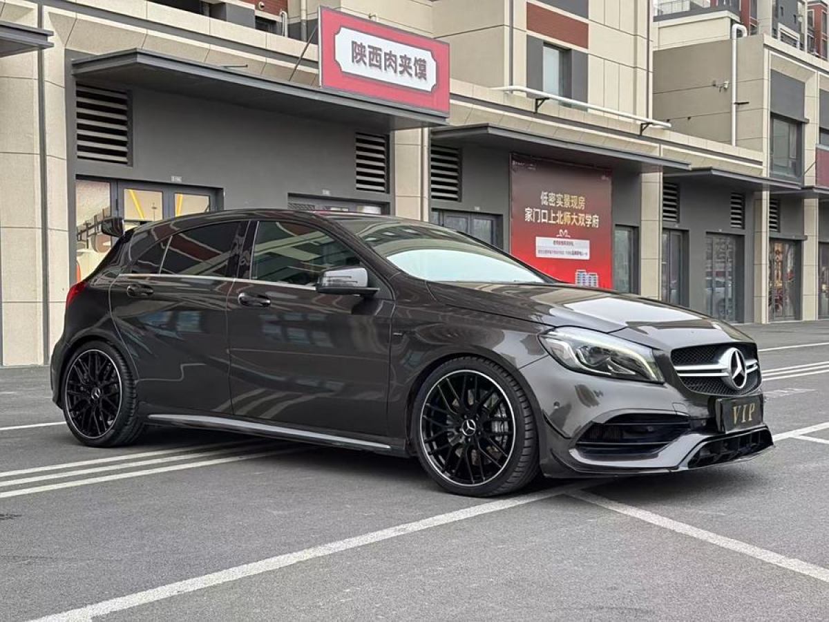 奔馳 奔馳A級(jí)AMG  2016款 AMG A 45 4MATIC圖片