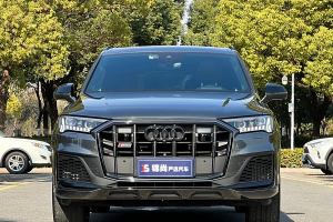 奧迪Q7 奧迪 55 TFSI quattro S line運(yùn)動(dòng)型