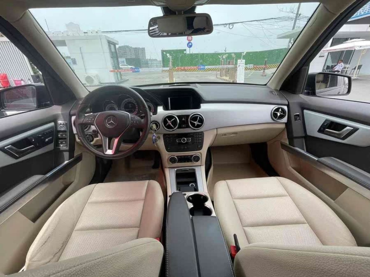 奔馳 奔馳GLK級  2013款 GLK 300 4MATIC 動(dòng)感型圖片