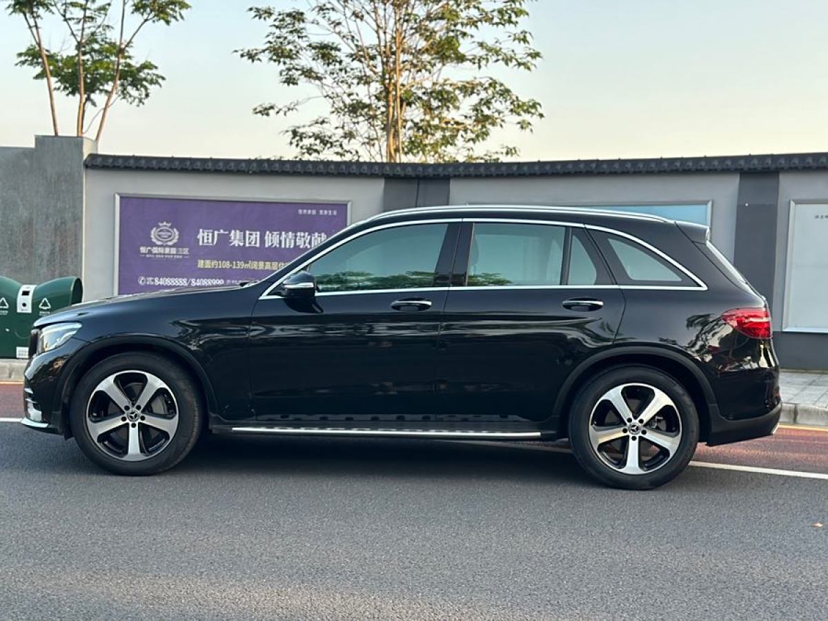 奔馳 奔馳GLC  2018款 改款 GLC 260 4MATIC 豪華型圖片