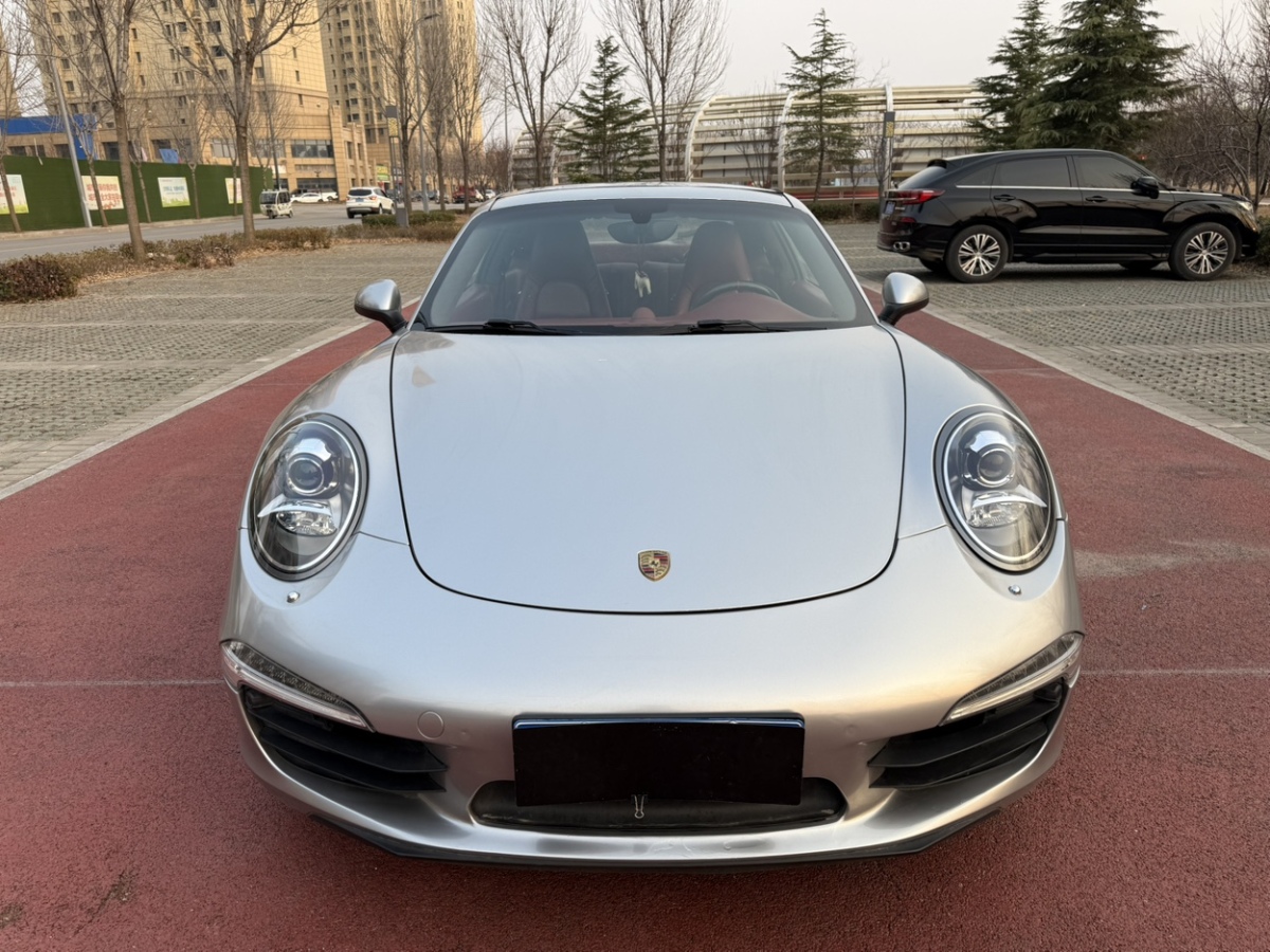 2014年12月保時(shí)捷 911  2015款 Carrera 4 3.4L Style Edition