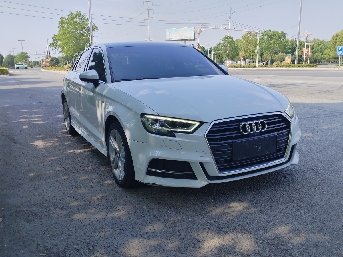 奧迪 奧迪A3  2019款 Limousine 35 TFSI 時(shí)尚型 國(guó)V圖片