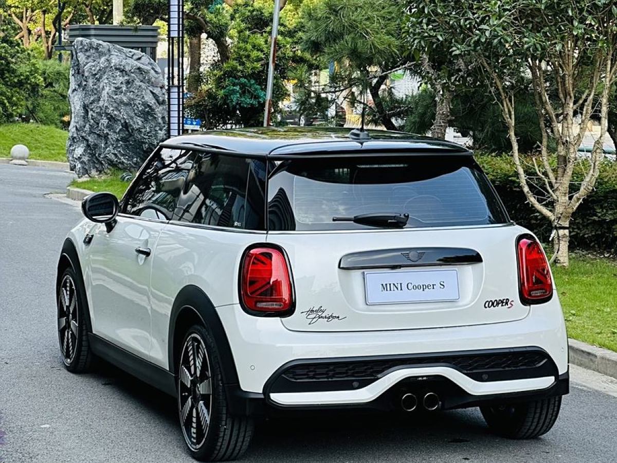 2023年8月MINI MINI  2023款 改款 2.0T COOPER S 藝術(shù)家