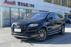 奥迪Q7 奥迪 35 TFSI 运动型