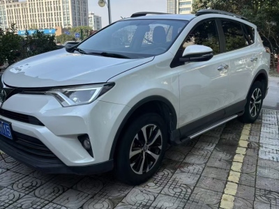 2019年4月 豐田 RAV4榮放 2.0L CVT兩驅(qū)風(fēng)尚X限量版 國V圖片