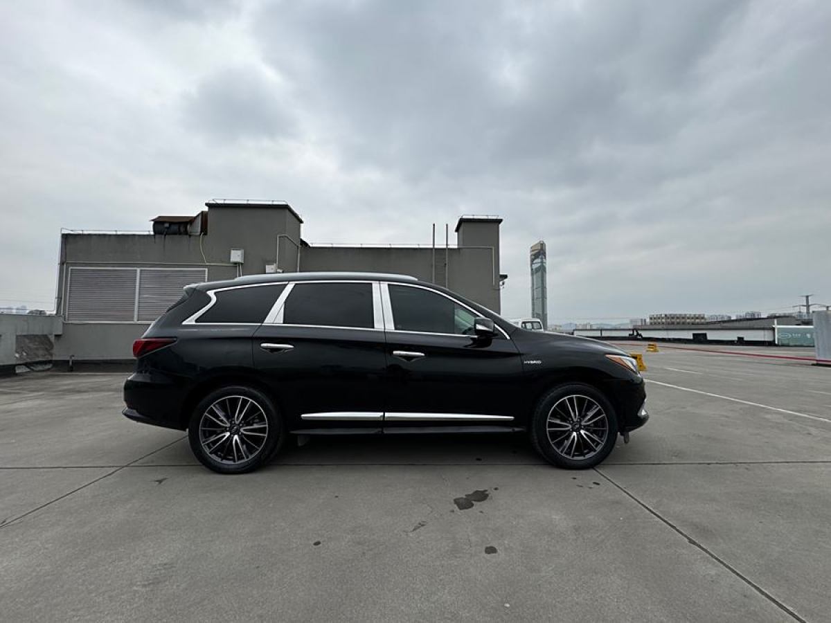 英菲尼迪 QX60  2020款 2.5 S/C Hybrid 兩驅(qū)卓越版 國VI圖片