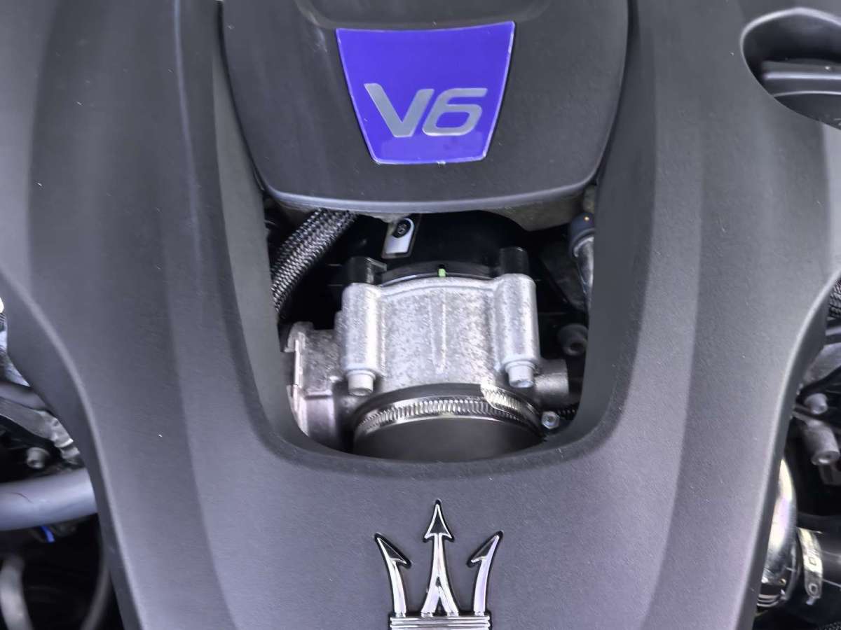 瑪莎拉蒂 Levante  2019款 3.0T 430Hp 運(yùn)動(dòng)版 國(guó)VI圖片