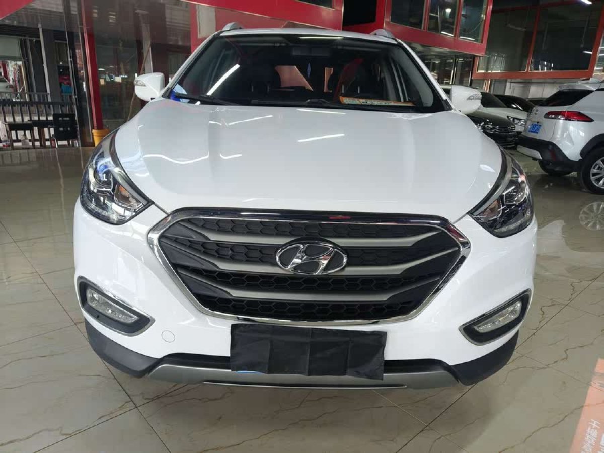 現(xiàn)代 ix35  2015款 2.0L 自動(dòng)兩驅(qū)智能型 國(guó)V圖片
