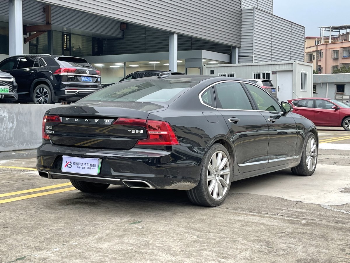 沃尔沃 S90新能源  2019款  T8 E驱混动 智雅版 国VI图片