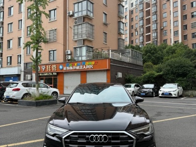 奧迪 奧迪A6L  2021款 45 TFSI 臻選動感型