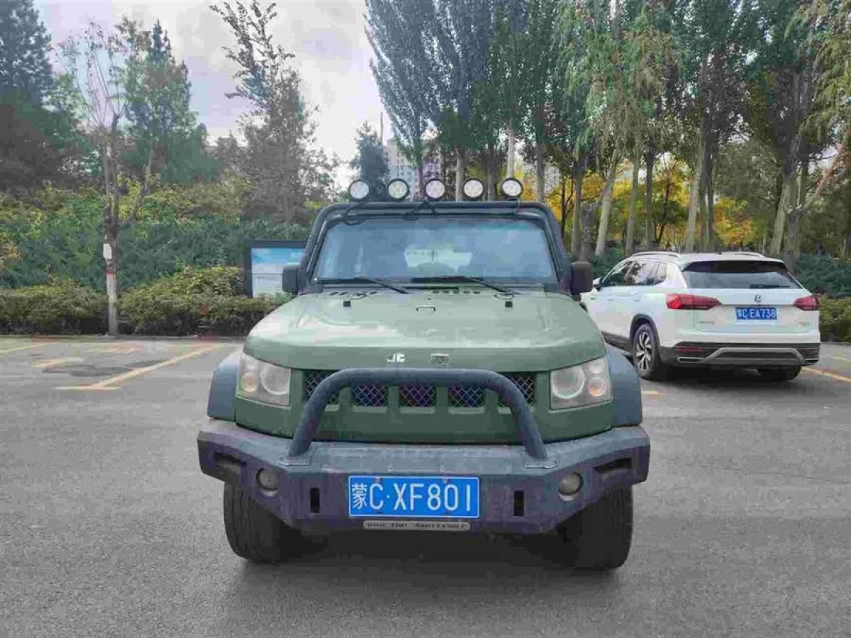 北京 BJ40  2014款 2.4L 手動(dòng)酷野版圖片