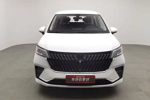 奥迪A6L 奥迪 45 TFSI quattro 臻选动感型