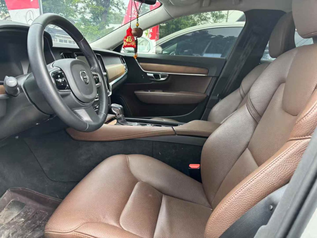 沃爾沃 S90  2020款  T4 智行豪華版圖片
