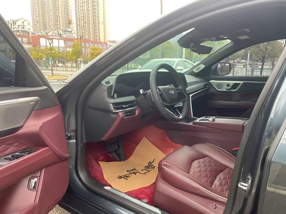 凱迪拉克 CT6  2023款 28T 尊貴型圖片