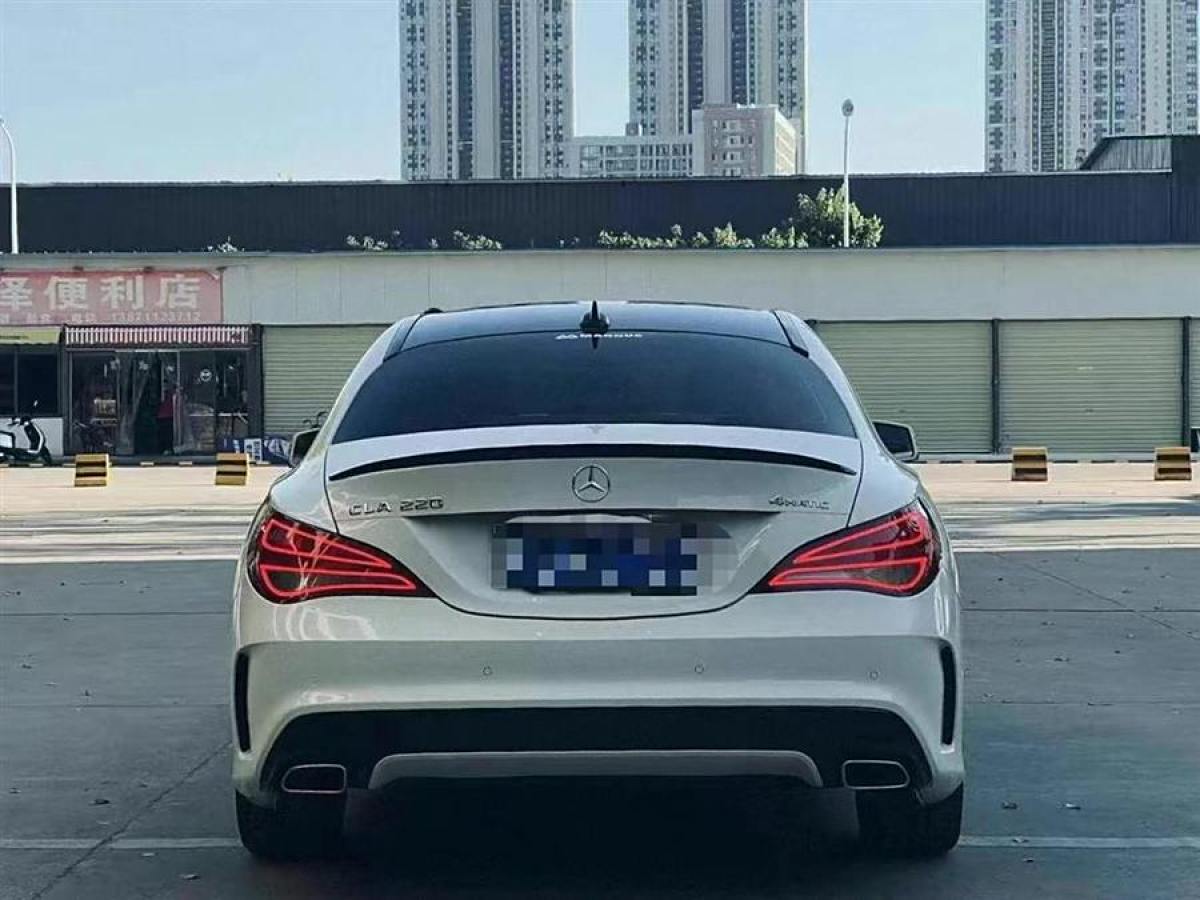 2015年11月奔馳 奔馳CLA級(jí)  2015款 CLA 220 4MATIC