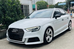 奧迪A3 奧迪 Limousine 40 TFSI 運(yùn)動(dòng)型 國(guó)V