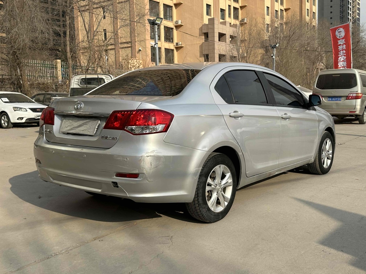 長(zhǎng)城 C30  2013款 1.5L 手動(dòng)舒適型圖片