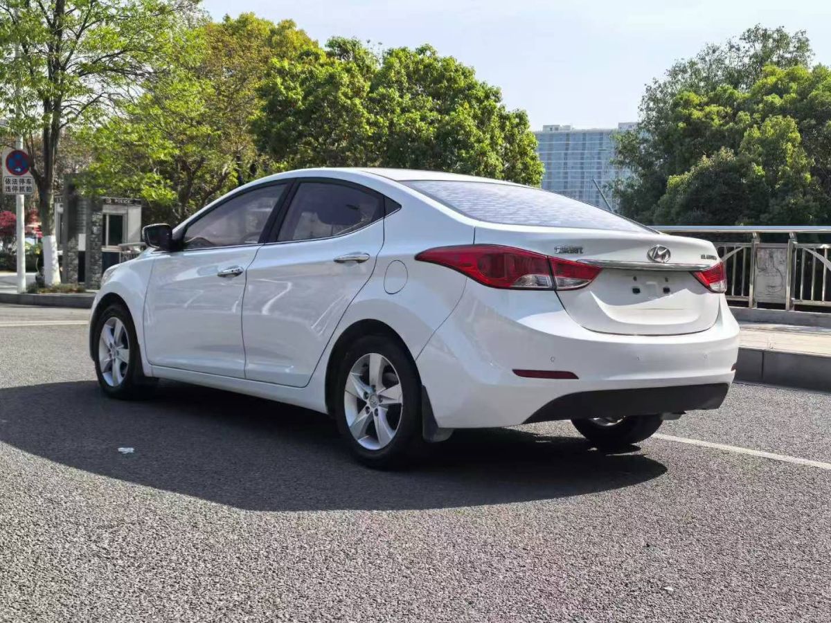 現代 朗動  2012款 1.6L 手動時尚型圖片