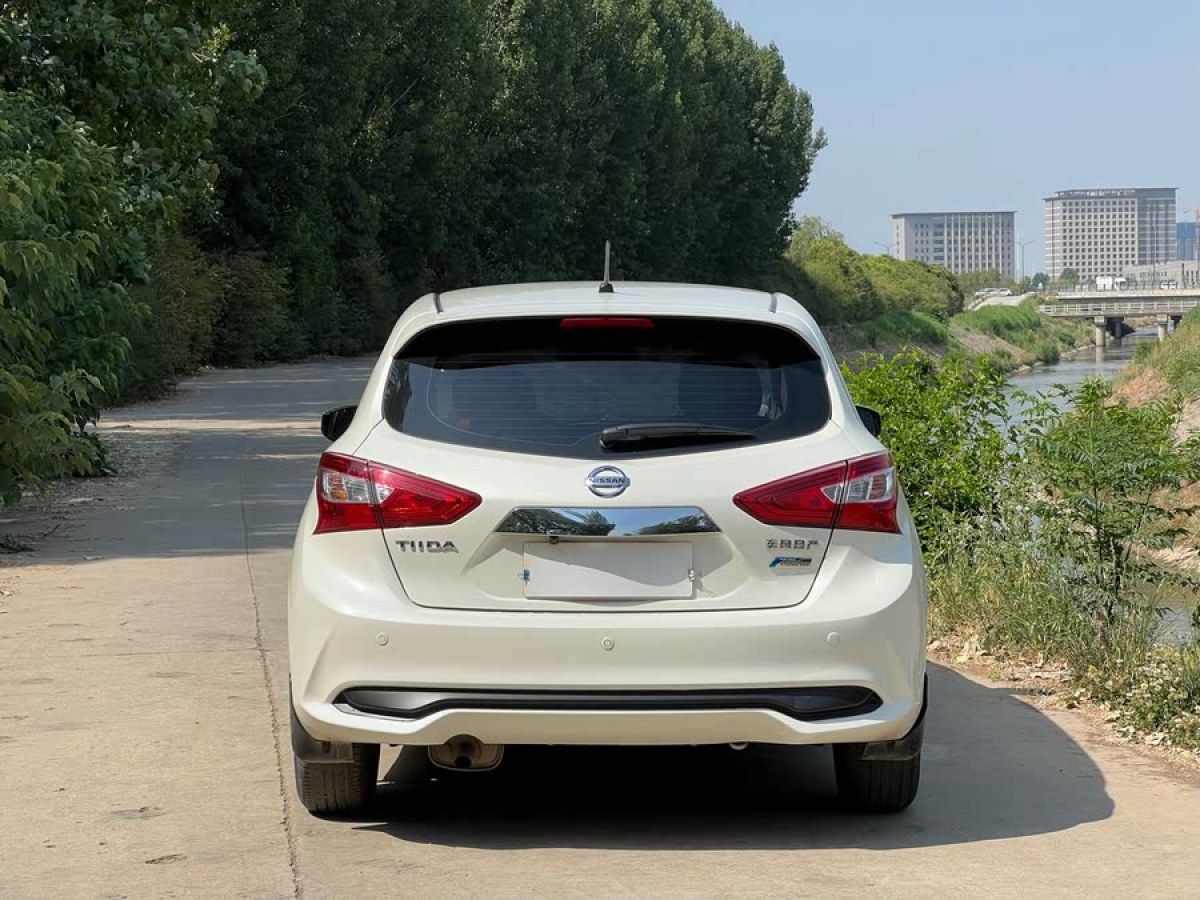 日產(chǎn) 騏達(dá)  2016款 1.6L CVT酷動版圖片
