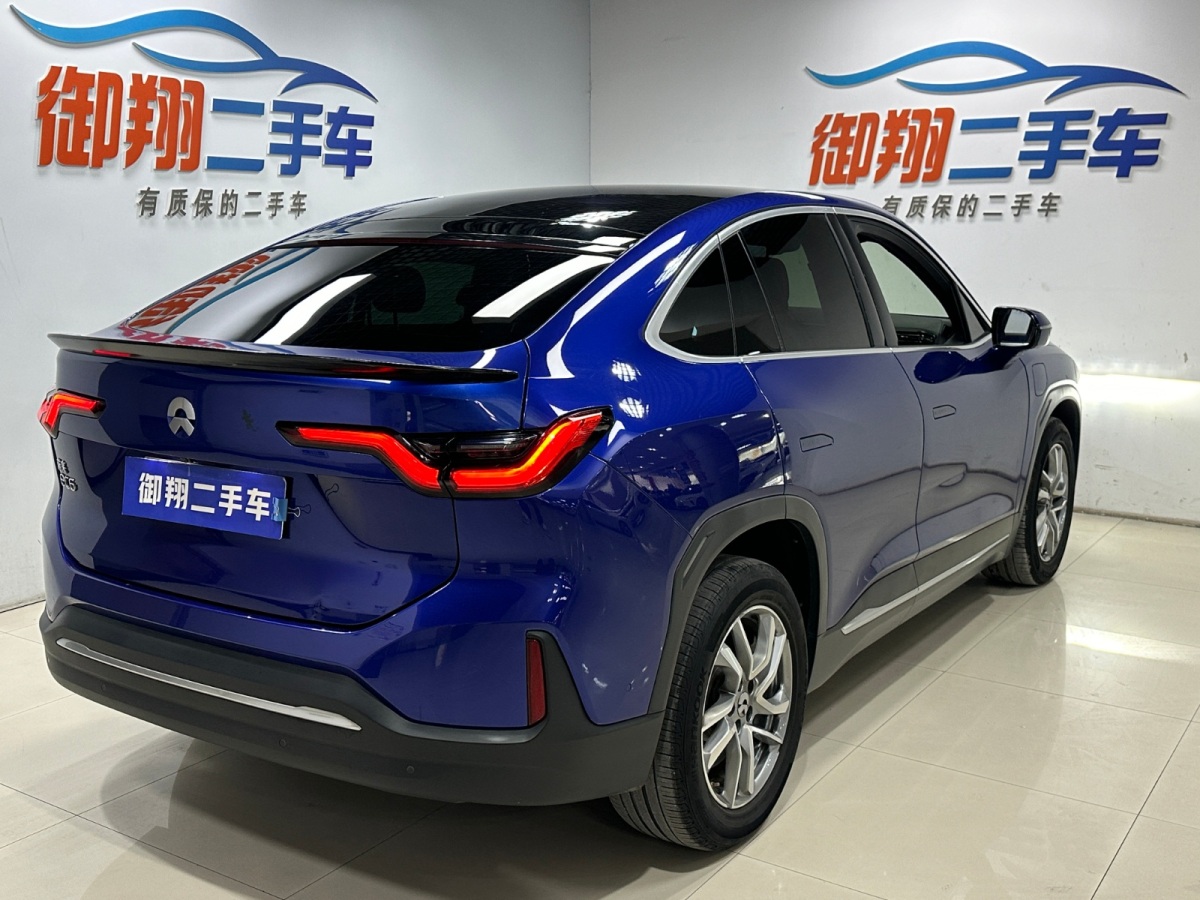 蔚來(lái) 蔚來(lái)EC6  2020款 605KM 運(yùn)動(dòng)版圖片