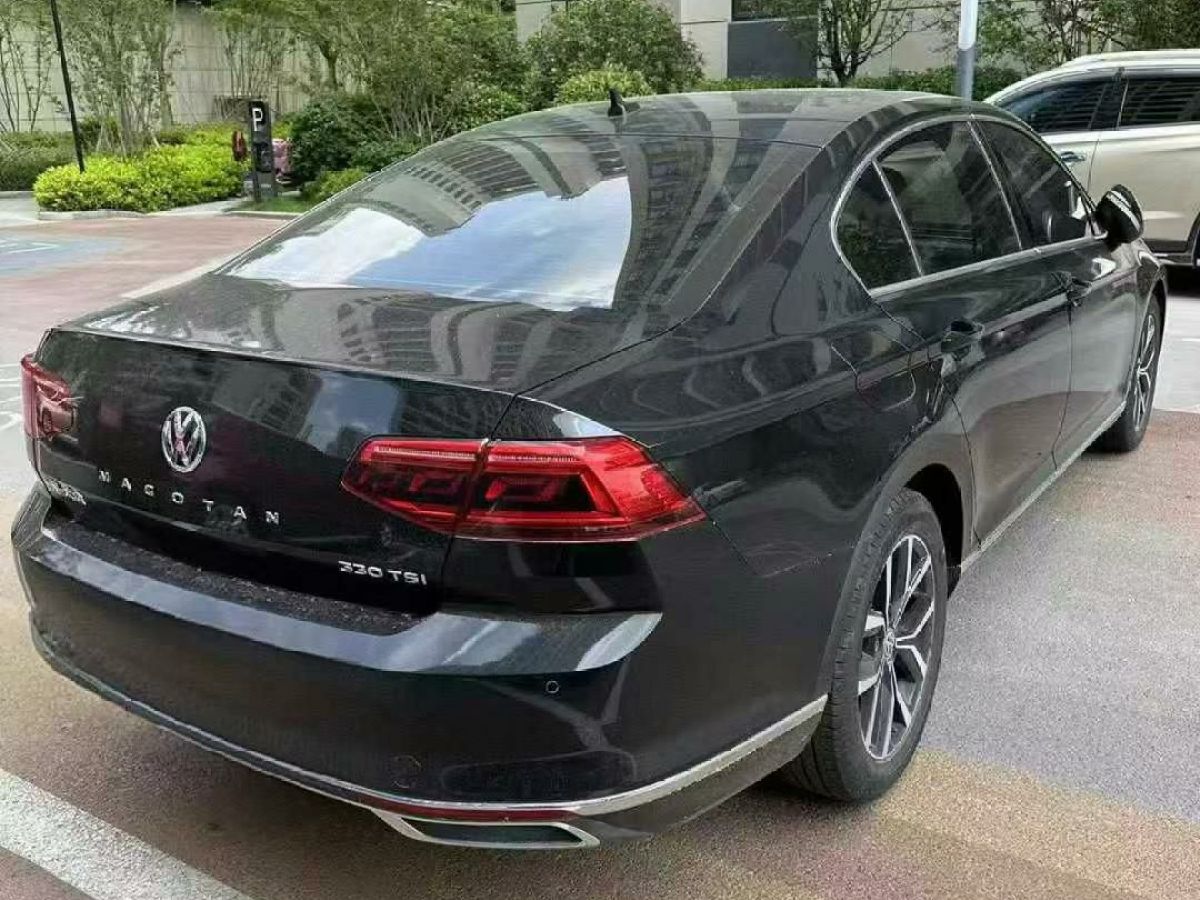 大眾 邁騰  2020款 280TSI DSG 領(lǐng)先型圖片