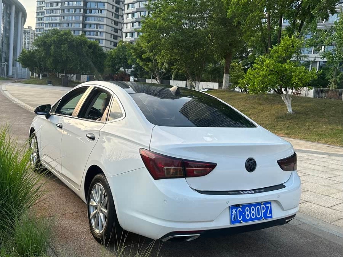 別克 威朗  2015款 三廂 20T 雙離合領(lǐng)先型圖片