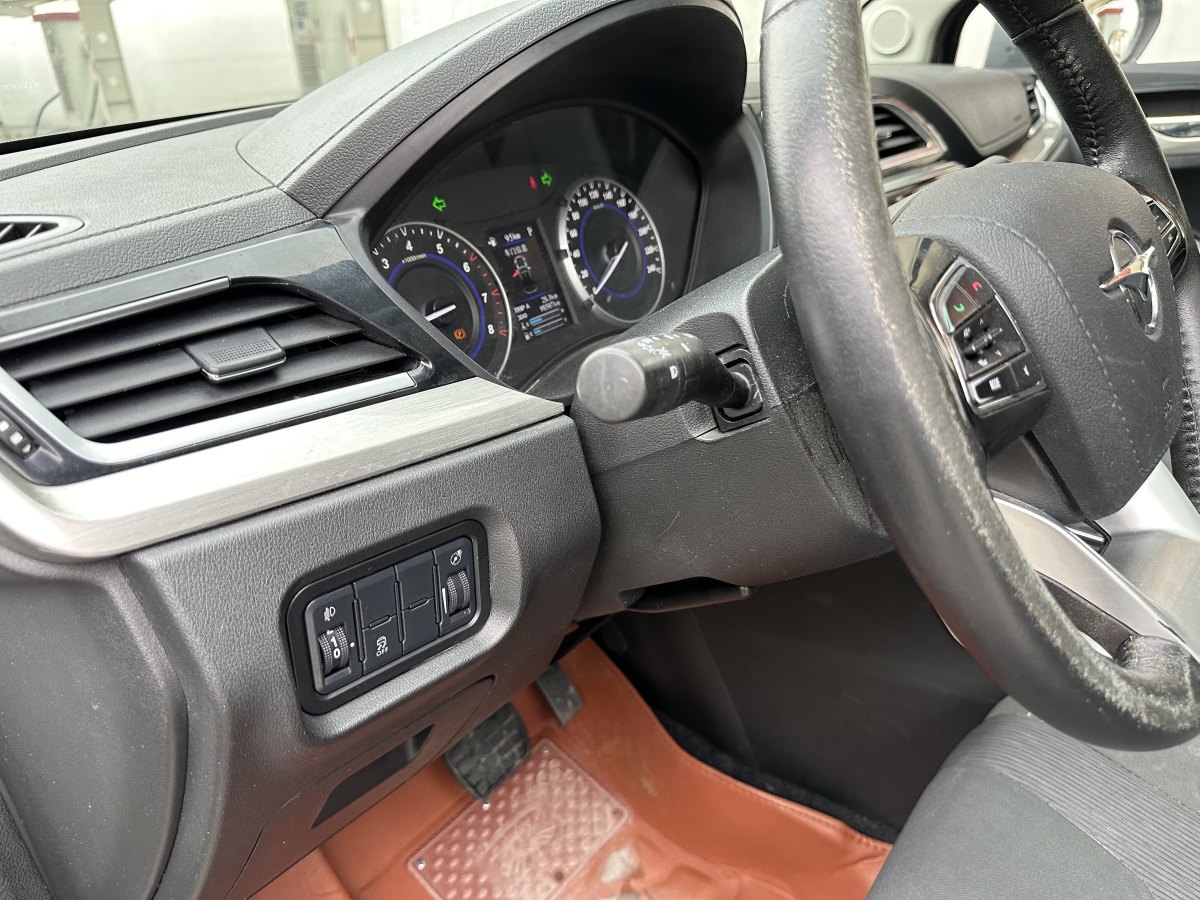海马 S5青春版  2018款 1.6L CVT豪华型图片