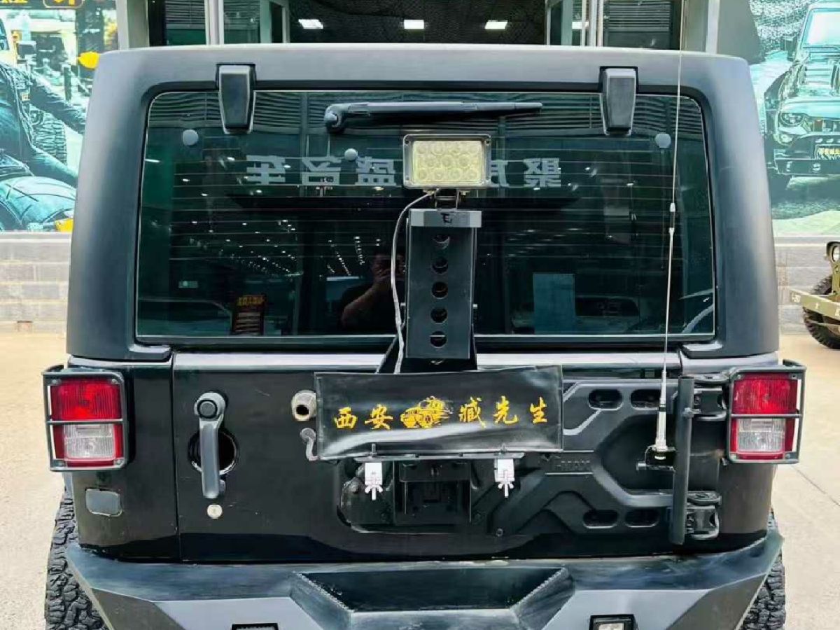 Jeep 牧馬人  2017款 2.8TD Sahara 四門舒享版圖片