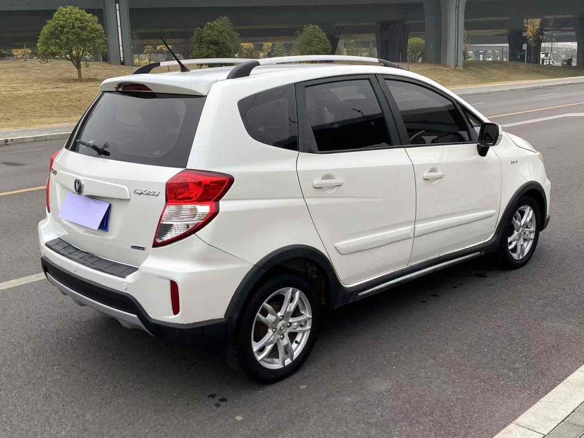 長(zhǎng)安 CX20  2014款 1.4L 手動(dòng)運(yùn)動(dòng)版 國(guó)V圖片