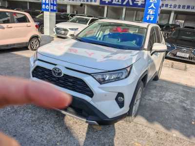 2022年2月 丰田 RAV4 荣放 2.0L CVT两驱风尚版图片