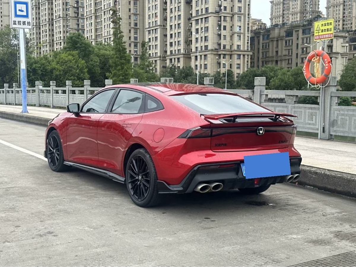 長(zhǎng)安 長(zhǎng)安UNI-V  2023款 2.0T 領(lǐng)速版圖片