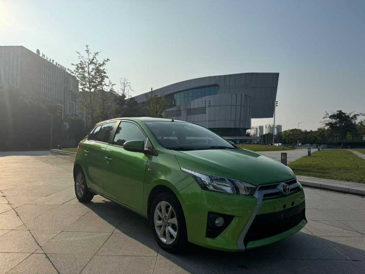 豐田 YARiS L 致炫  2014款 1.5G 自動炫動版圖片